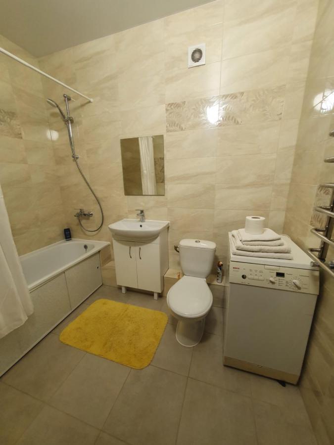 Нова Квартира За Доступною Ціною. Lutsʼk Exteriör bild